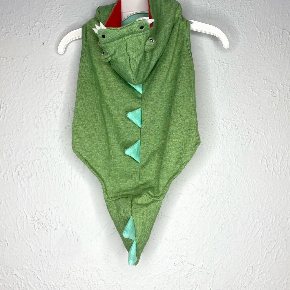 Dog size Medium, dragon costume, pull over in green.